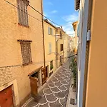 Charmant Duplex Au Coeur Du Vieil Antibes