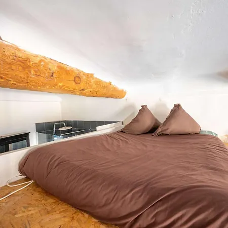 Charmant Duplex Au Coeur Du Vieil Antibes *